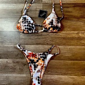 Brand new Zaful high waisted bikini set.